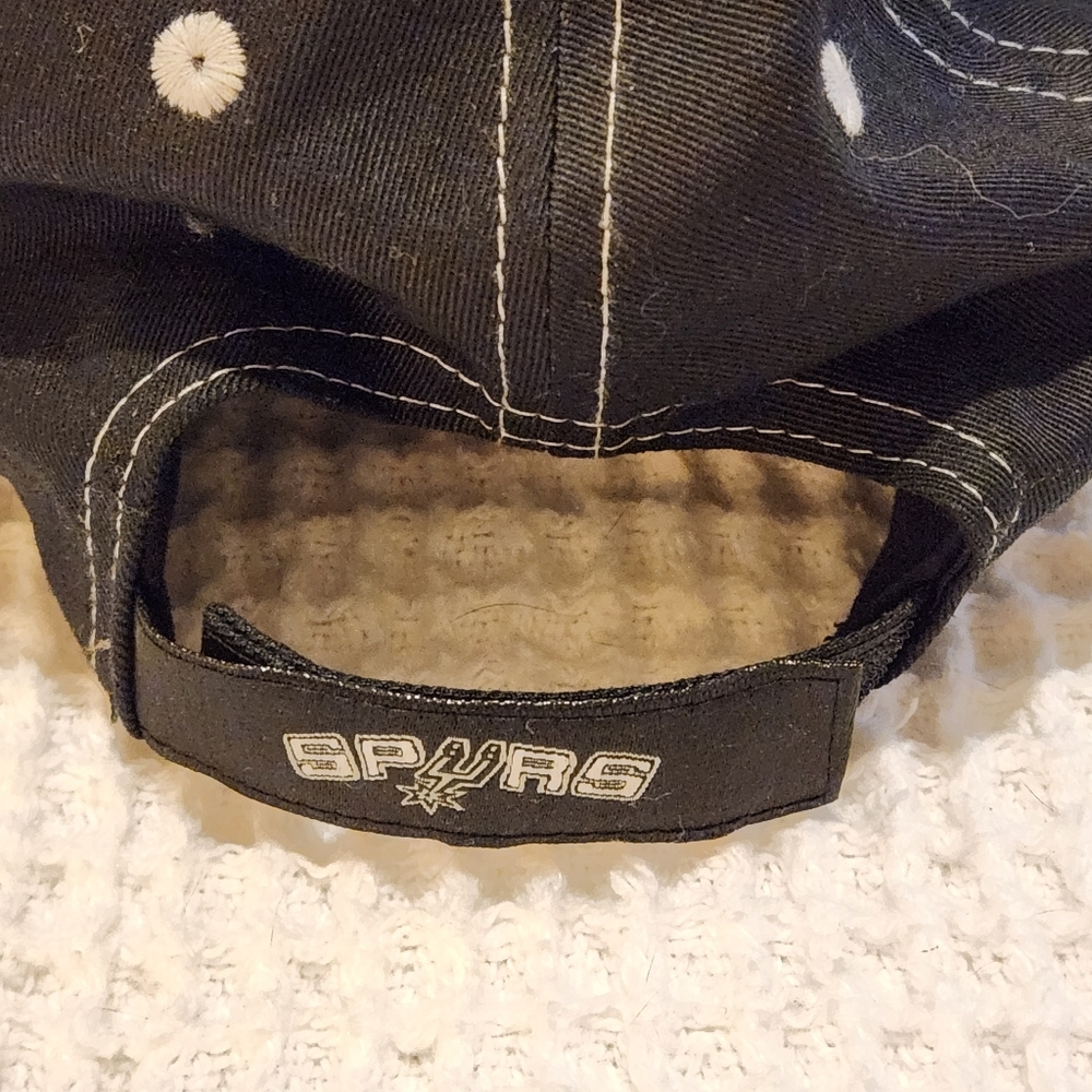 San Antonio Spurs Hat - Picture 6 of 6